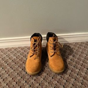 Boys Timberland boots size 2